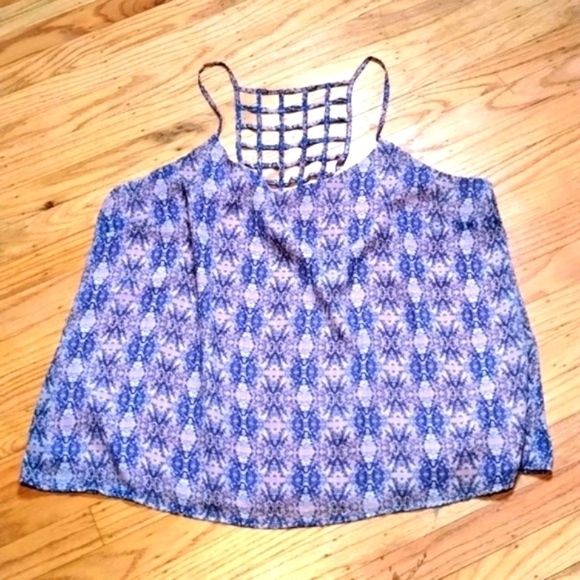 Forever 21 spaghetti strap lined blouse, unique detail in back Sz 2X - Picture 3 of 10